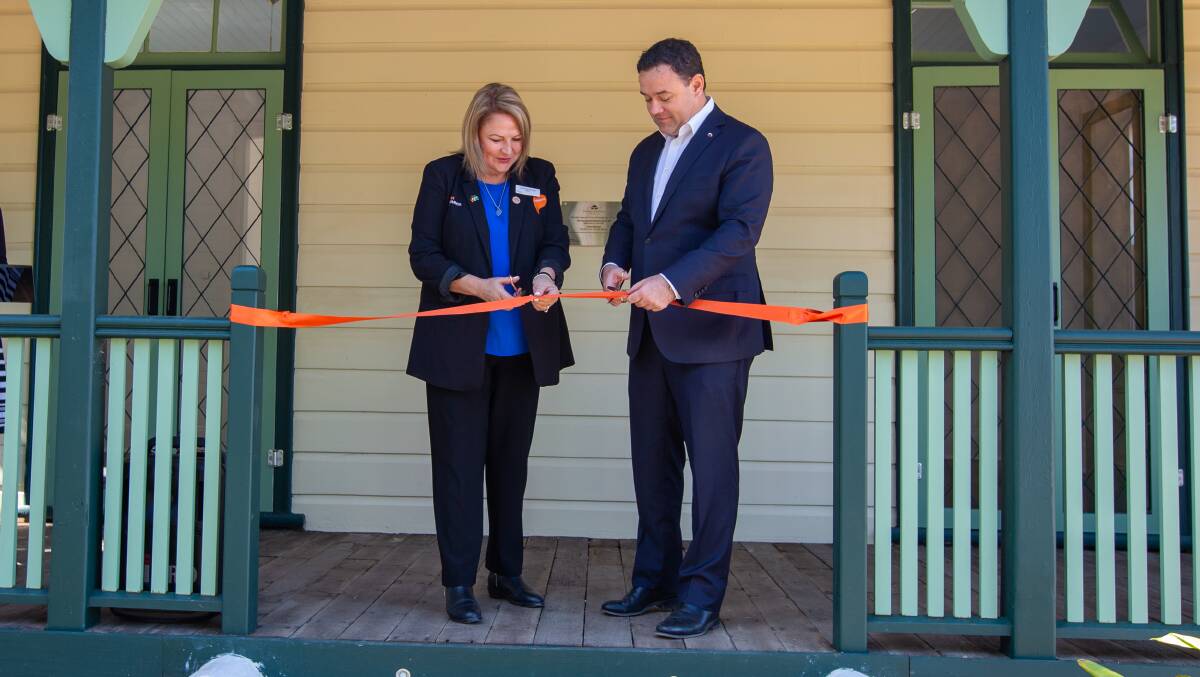 Penrith Mayor Tricia Hitchen and Stuart Ayres MP, Member for Penrith cut the ribbon at the restored historic Police Cottage at Emu Plains on November 18. Photos supplied.