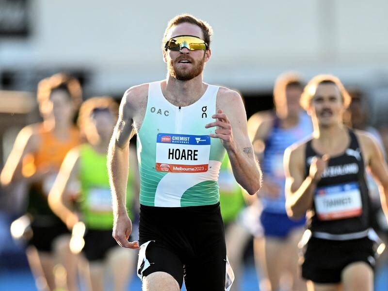 Olli Hoare has his eyes on the Olympic qualifier in this weekend's Bowerman Mile. (James Ross/AAP PHOTOS)